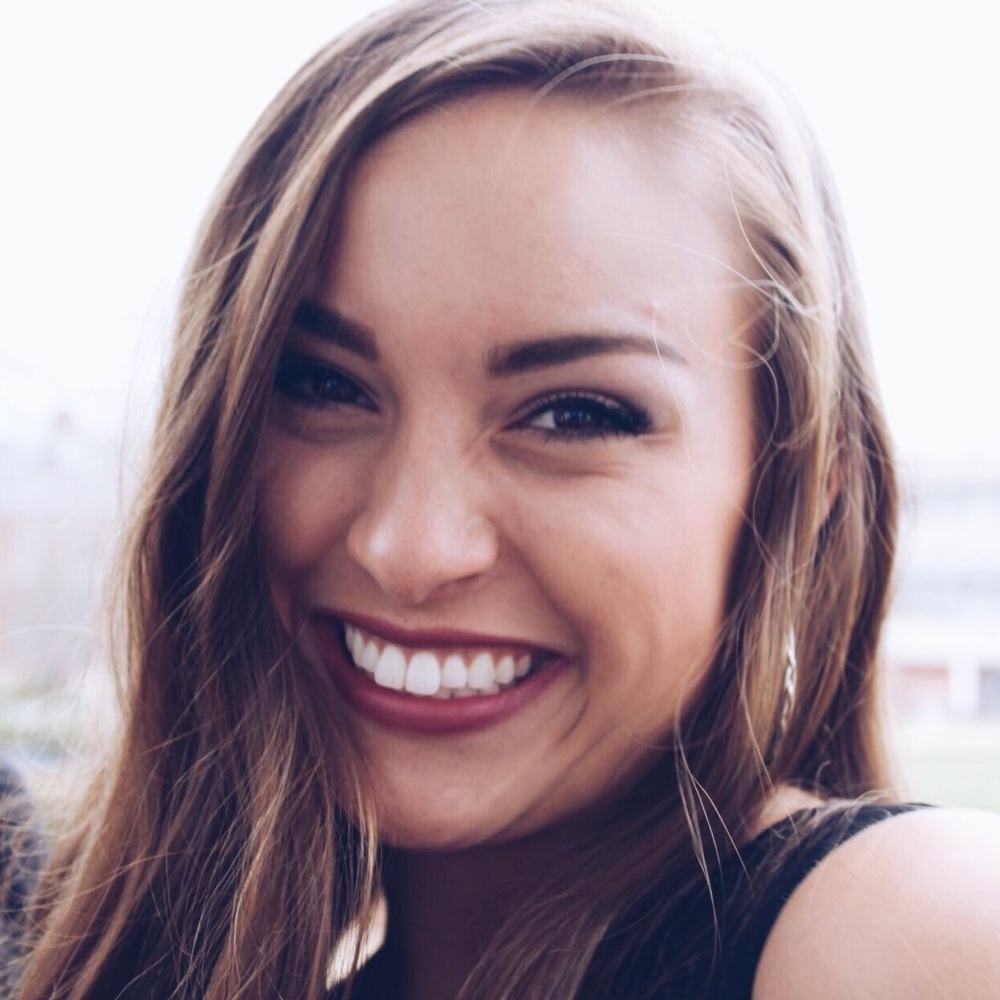 Meet your Posher, Julia